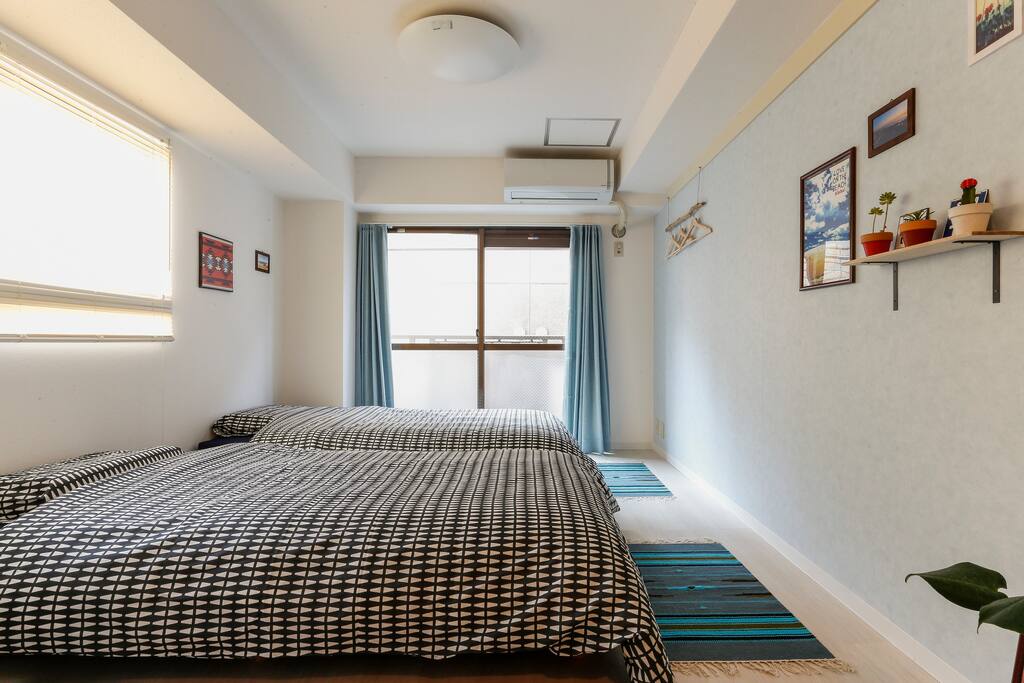 2single bed.