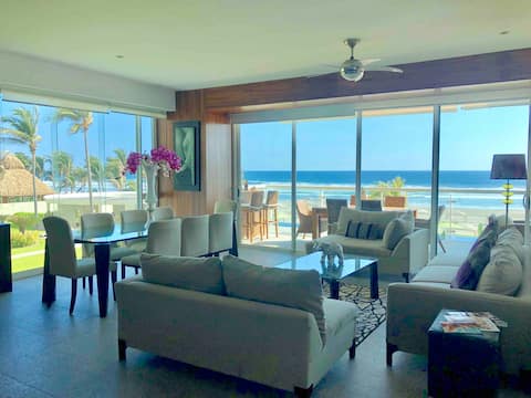 5-BEDROOM LUXURY APARTMENT IN ACAPULCO DIAMANTE