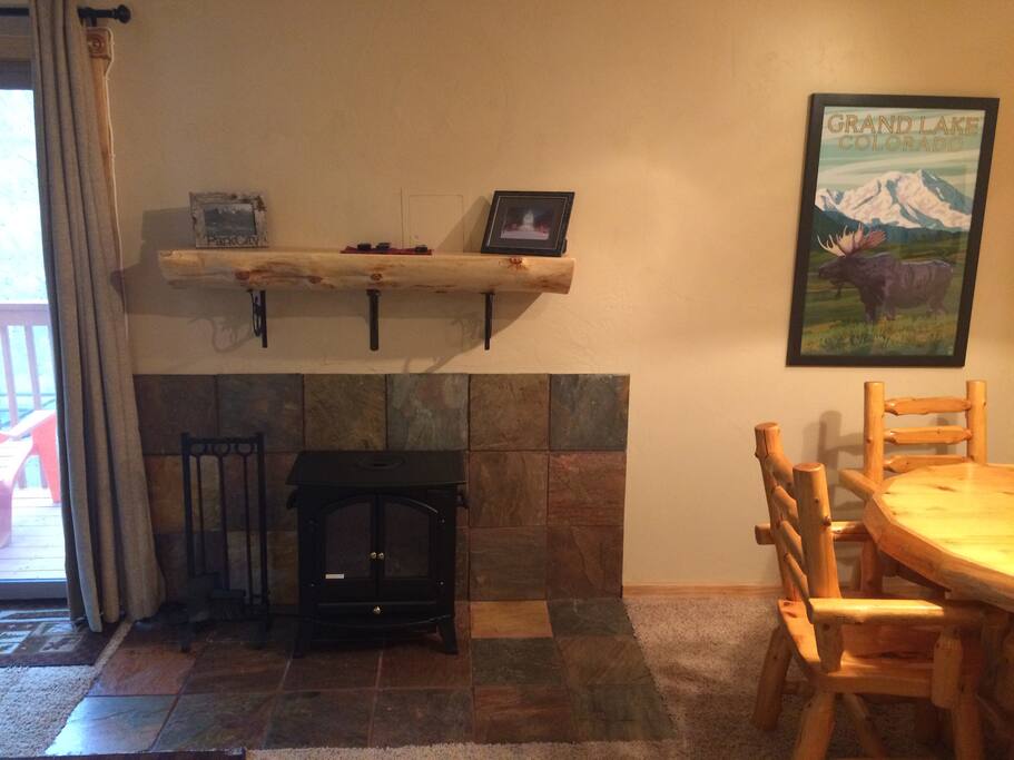 Electric Fireplace/Heater