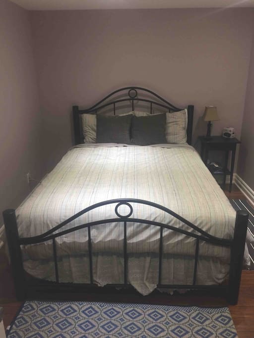 Queen Bed & Night Table