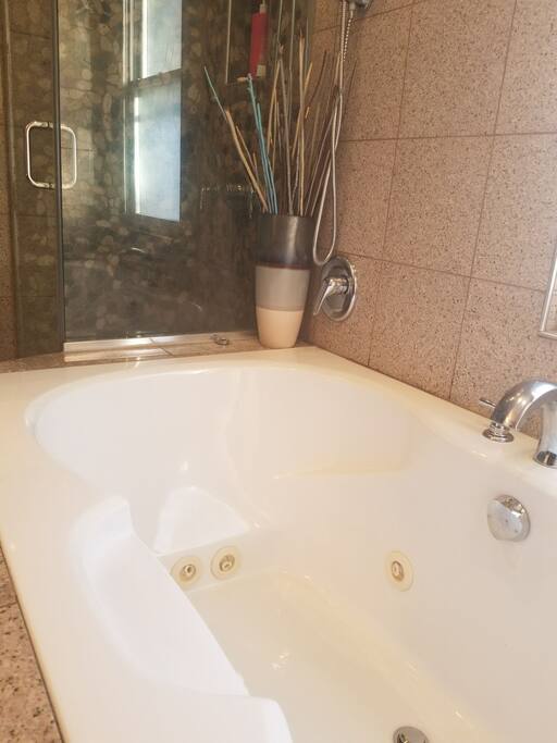 RELAX AND WATCH YOUR FAVORITE TV SHOW WITH ENOUGH ROOM FOR YOUR LOVE ONE !