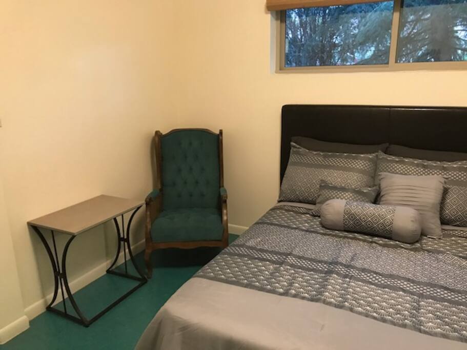 Super clean bedroom