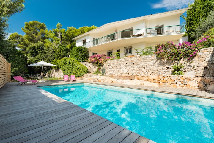 Villa 240m2 Hauteur D'antibes Vue Mer Panoramique - Vallauris