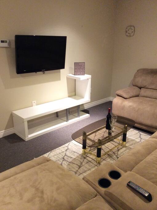Enjoy netflix or youtube shows by streaming through your phone on this 48 inch Samsung smart tv