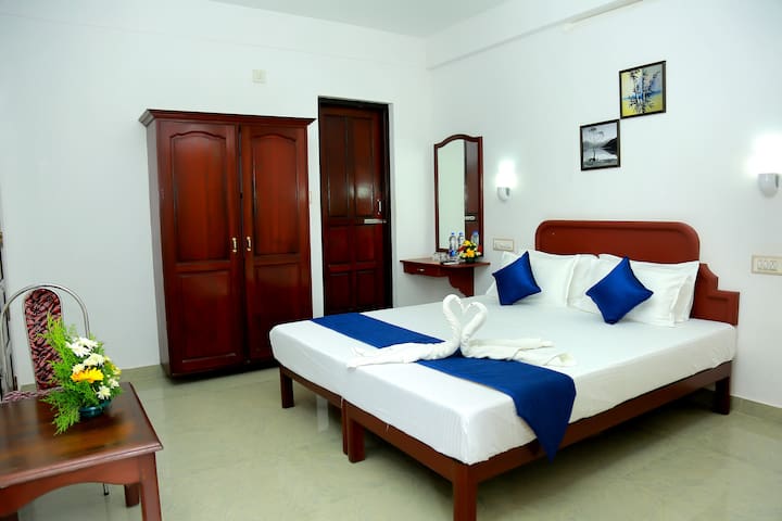 Budget Room @ Hawah Beach, Kovalam