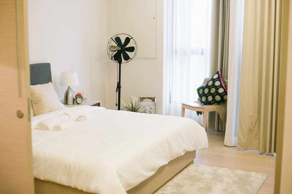 - Cozy Bedroom -