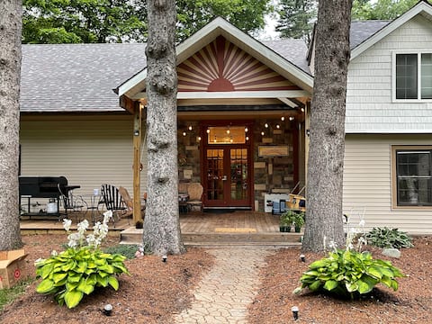 Large family-oriented home close to town and beach