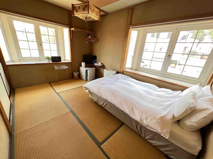 Izba Tatami s výhľadom na hory