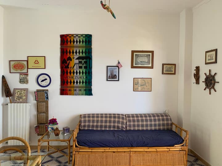 Obývačka a rozkladacia pohovka 