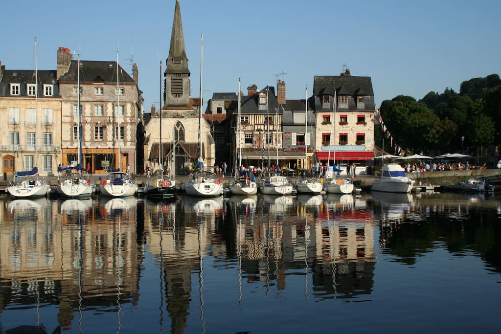 Honfleur- the quays nearby our place