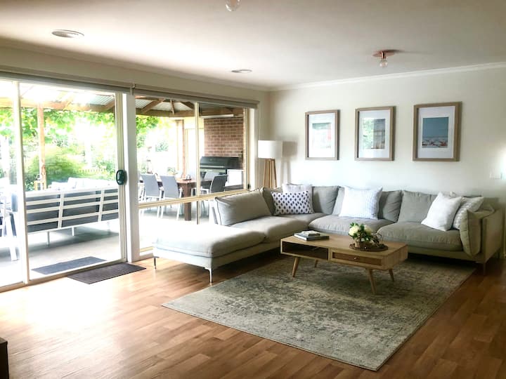 Beautiful Balnarring House With Heated Pool - Phillip Island
