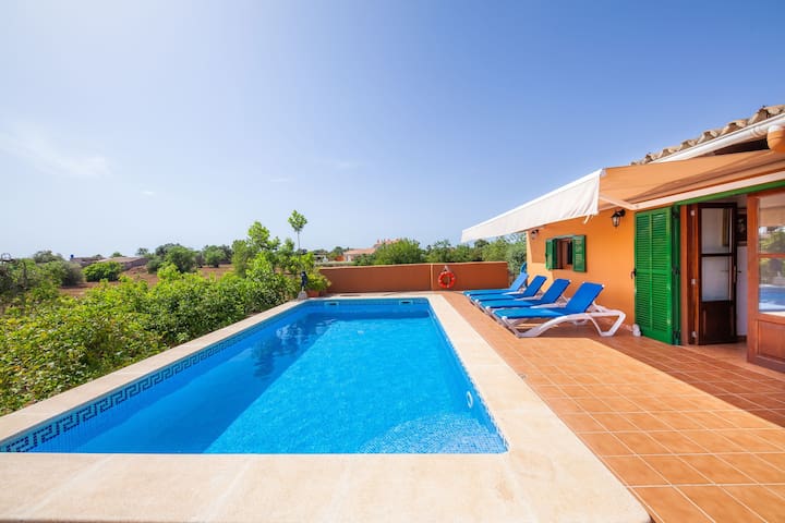 Ses Salines cottage with private pool and barbecue