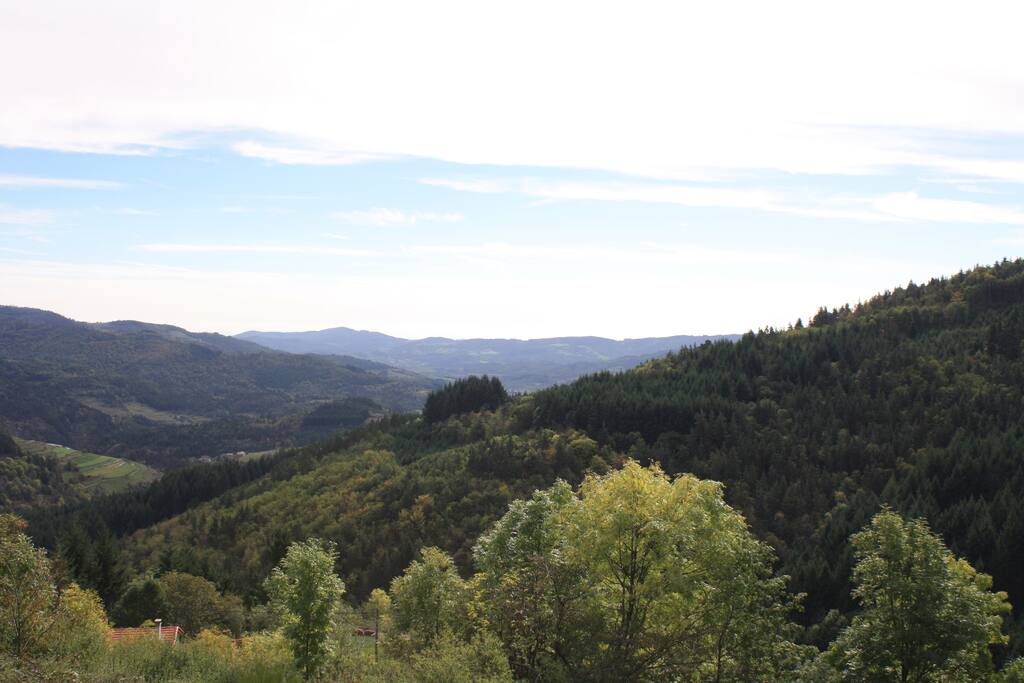 Vue sur les montagnes ardéchoises