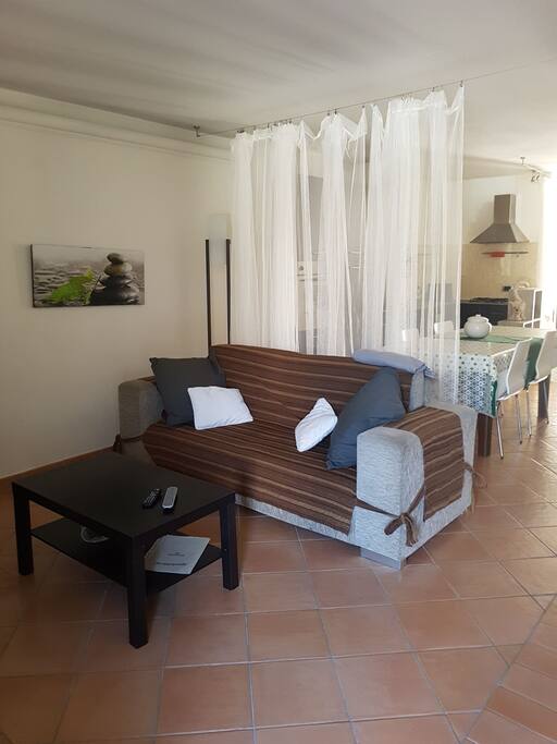divano letto
a due posti....