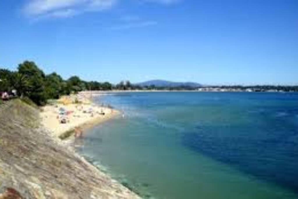 playa de barraña a solo 4 km
