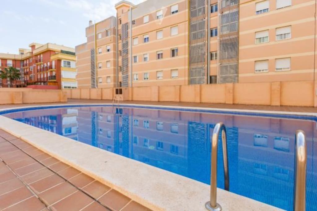 Piscina comunitaria.