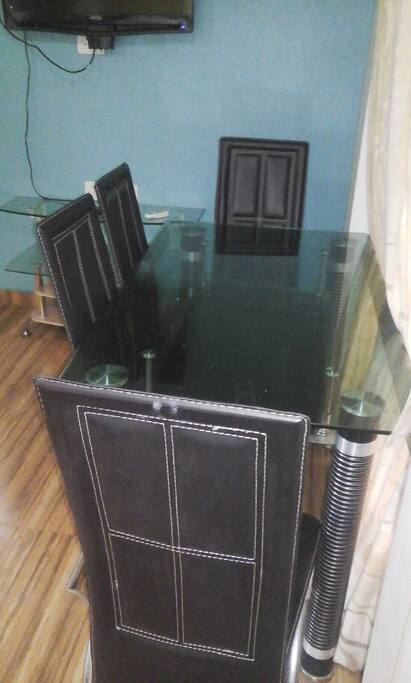 dinning table