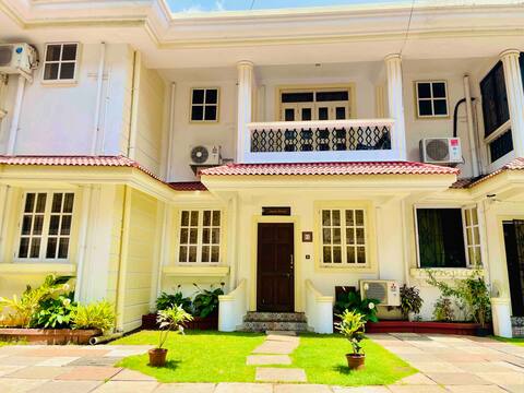 *Charles Bridget - Spacious Villa 4 mins to beach*