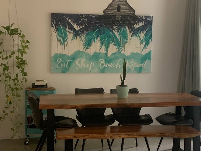 Beachside 3 bedroom villa with access to 4 pools gallery image 4