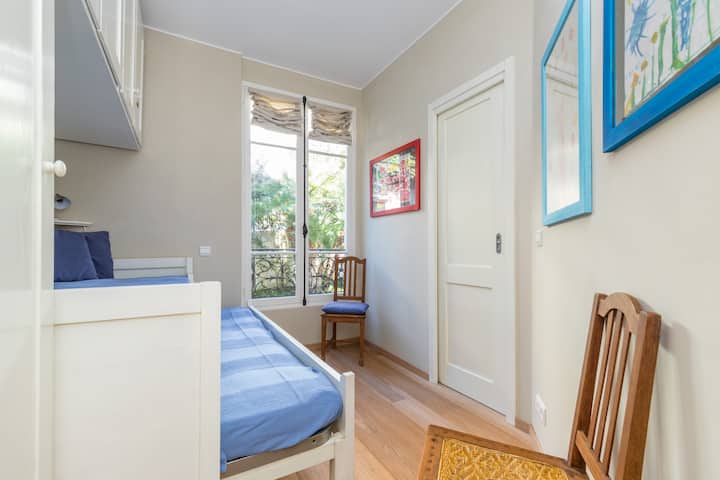 חדר 3 עם שתי מיטות יחיד