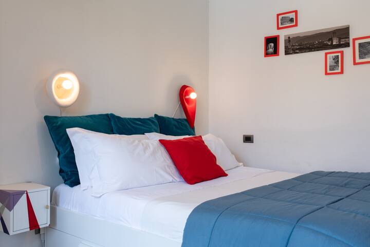 F- Your Lovely Nest In Oltrarno