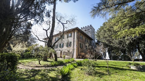 TOWER apartment in small castle near Florence