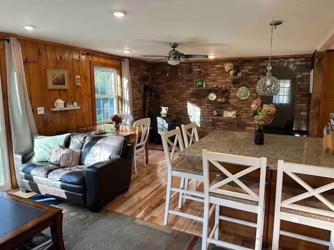 Charming Cabin in Central VT