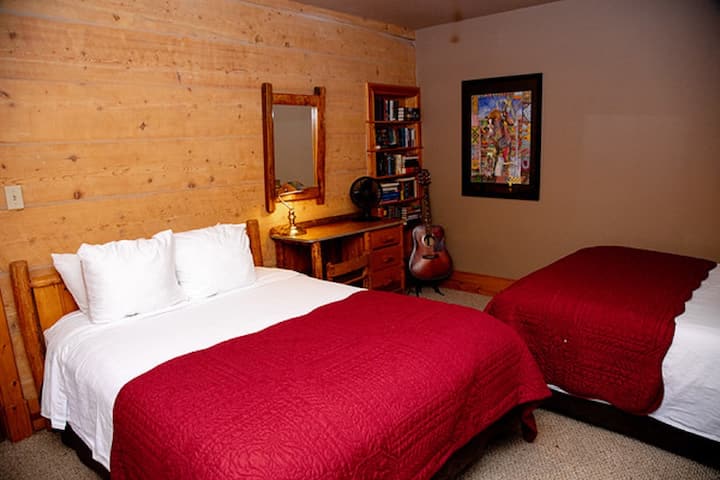 Ranch House - Bedroom #2 - Two Double Beds - Ground    Level
