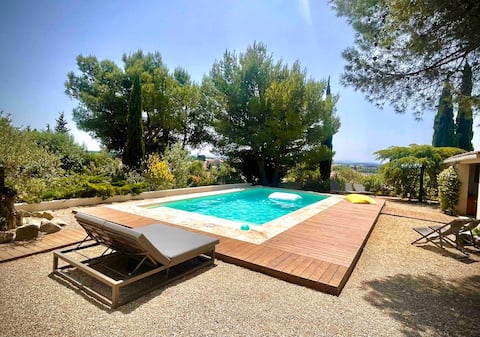 “L'Atelier” small independent house