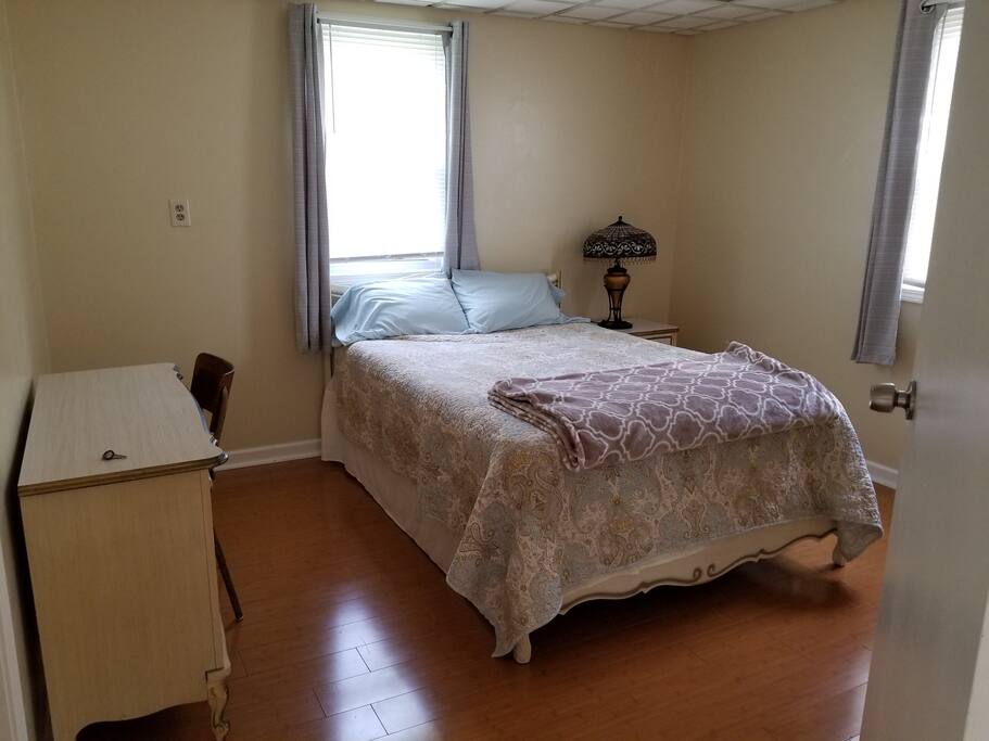 Furnished Student Apartment 1 Apartments for Rent in Central Square