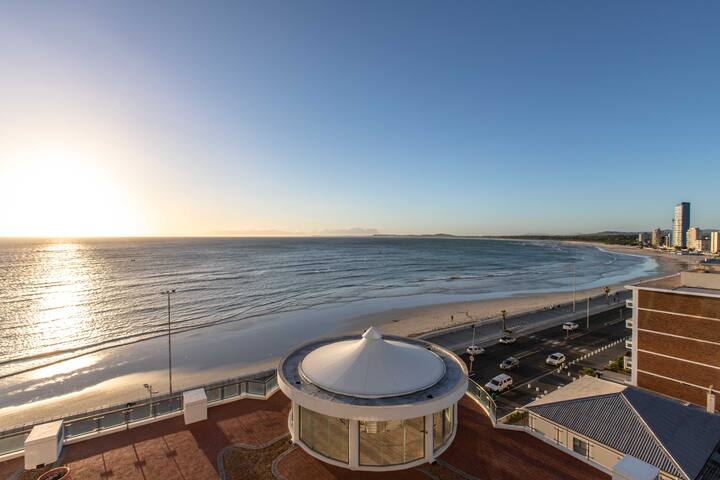 Hibernian Towers 807, Beach Road, Strand gallery image 5