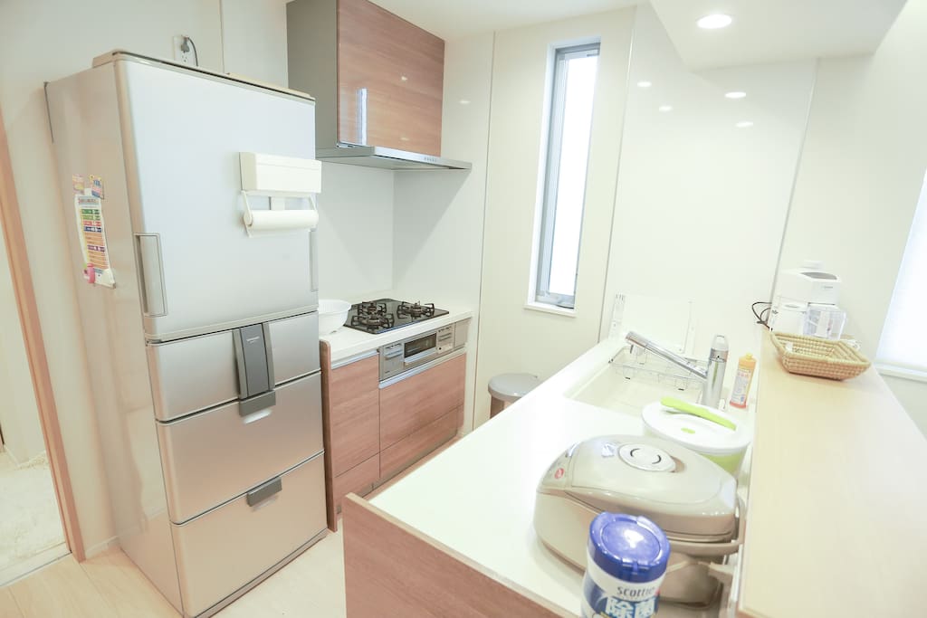 2F full setting kitchen/二樓裝備齊全的廚房