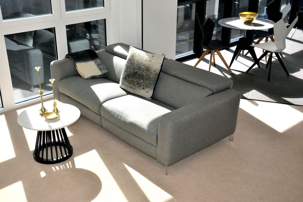 Stylish city living in a super convenient location!