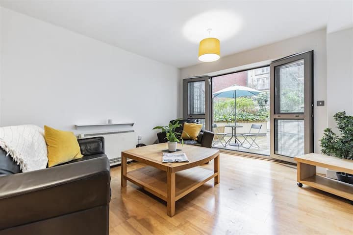 Centrally Located Apartment In Bristol - Bristol