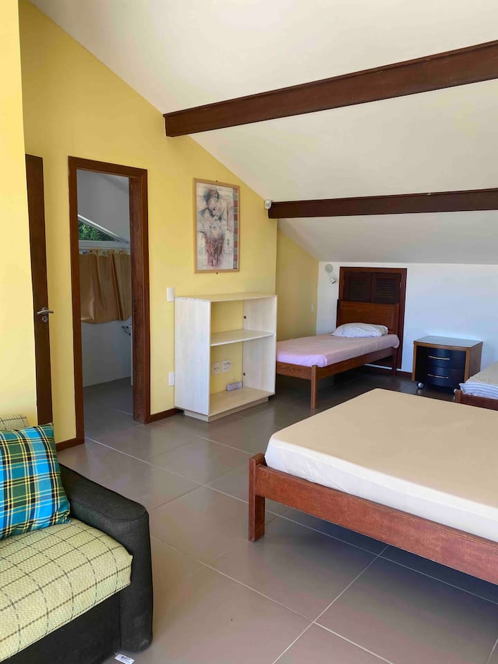 საძინებელი 4