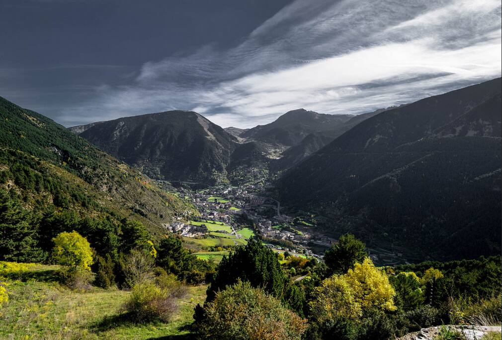 Vista Encamp