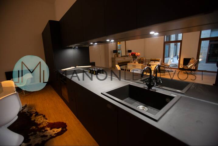 Extérieur Chartrons Jardin Public Quais Quinconces gallery image 2