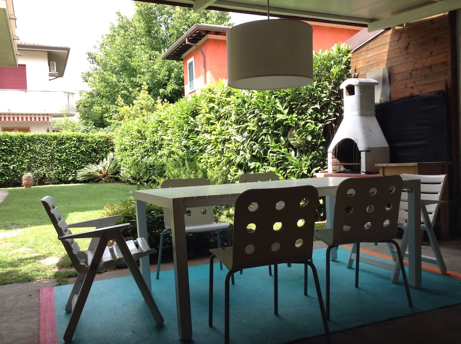 Tavolo in veranda esterna