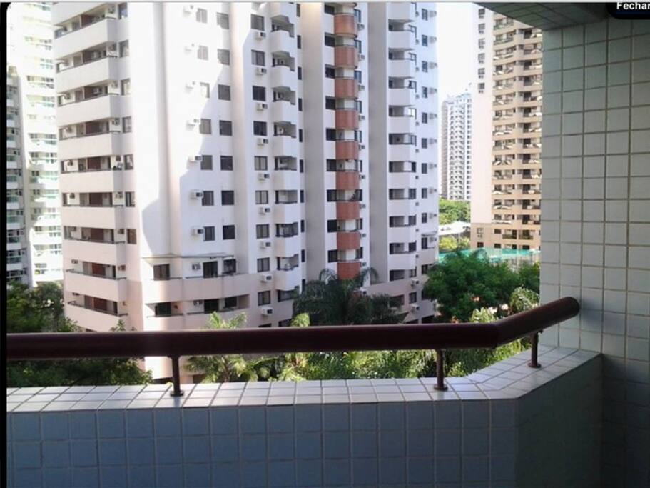 Vista frontal do Apto.