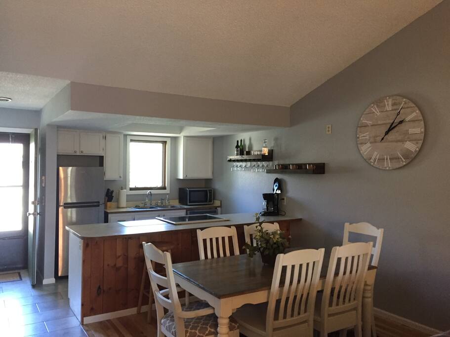 Stylish, Updated Kitchen!