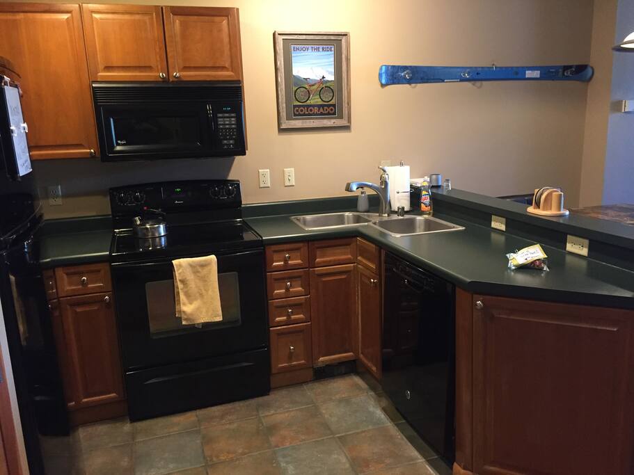 Full Kitchen