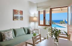 Cozy+pool+front+apartment+with+sea+view+%28Green%29