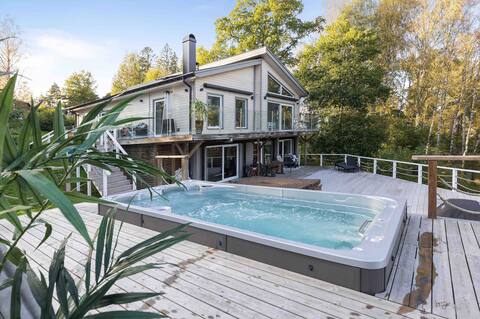 Luxury lakefront villa with pool