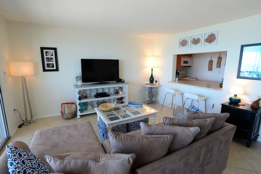 Relax in comfort in the living room