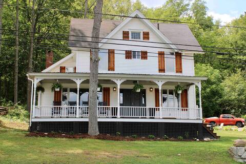 The Farmhouse on Keuka