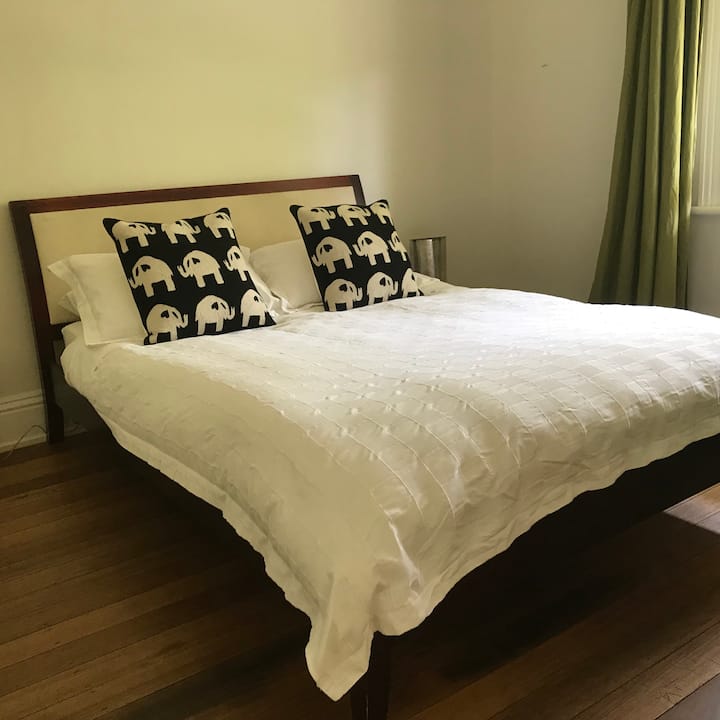 1st bedroom