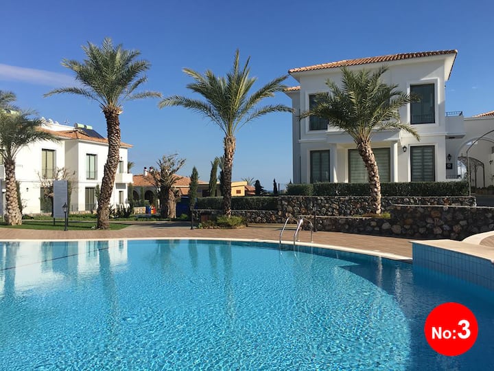 Sea&mountain view 'Stylish flat'-Kyrenia/Alsancak