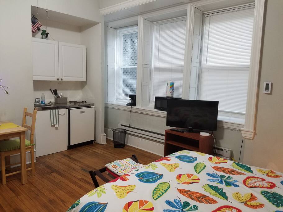Nice hardwood floors. New windows. Lots of natural light