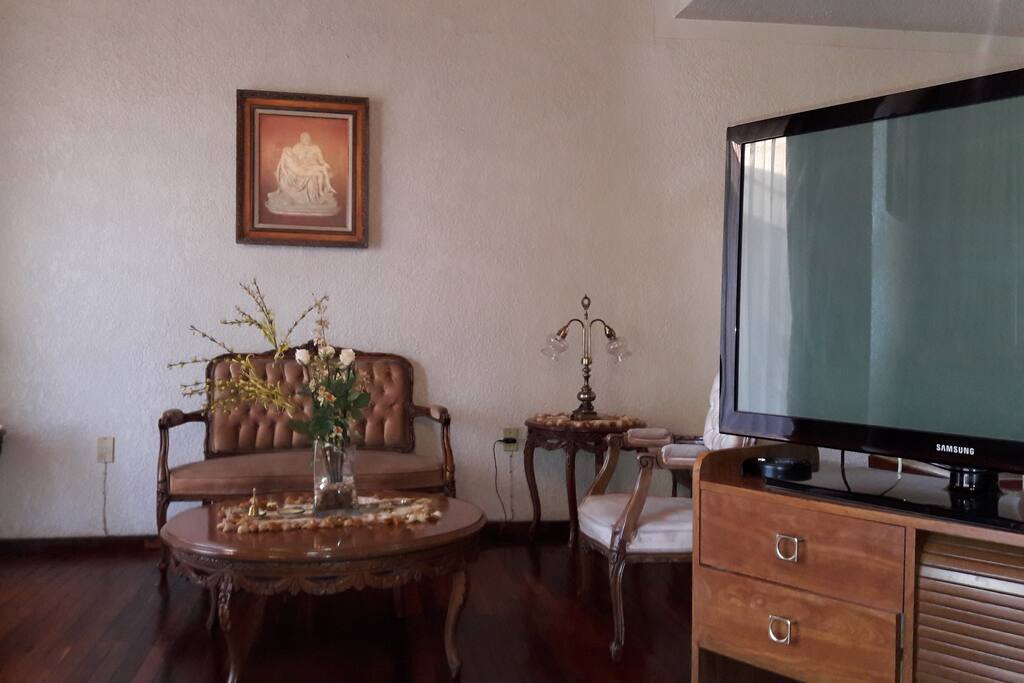 Habitación 1: Recibidor.