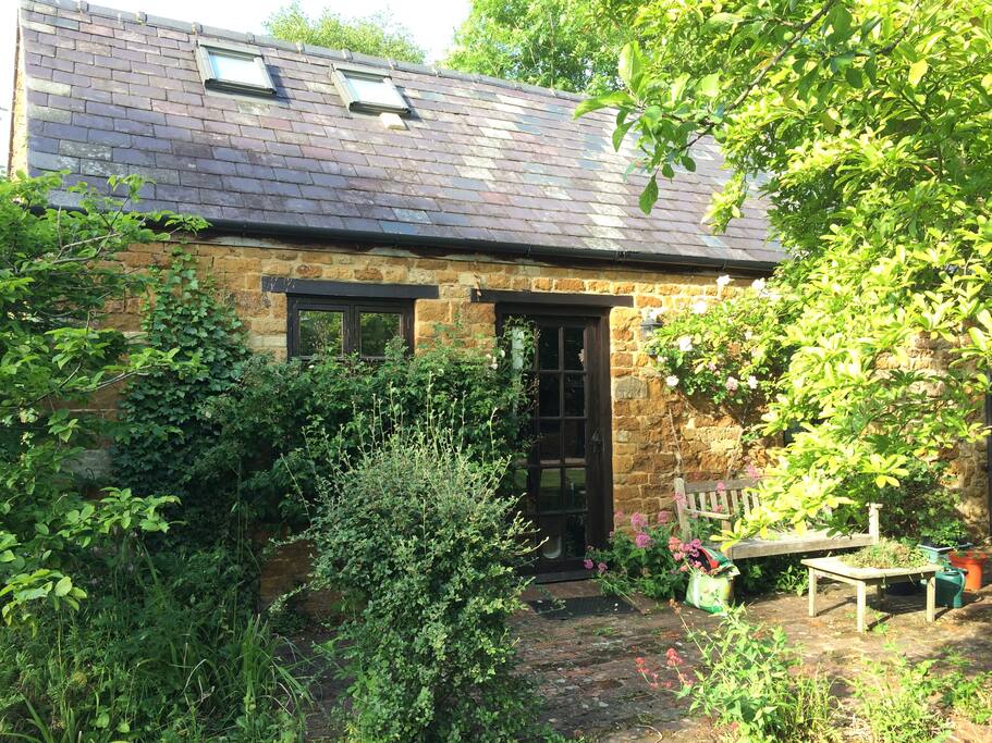 Converted dovehouse